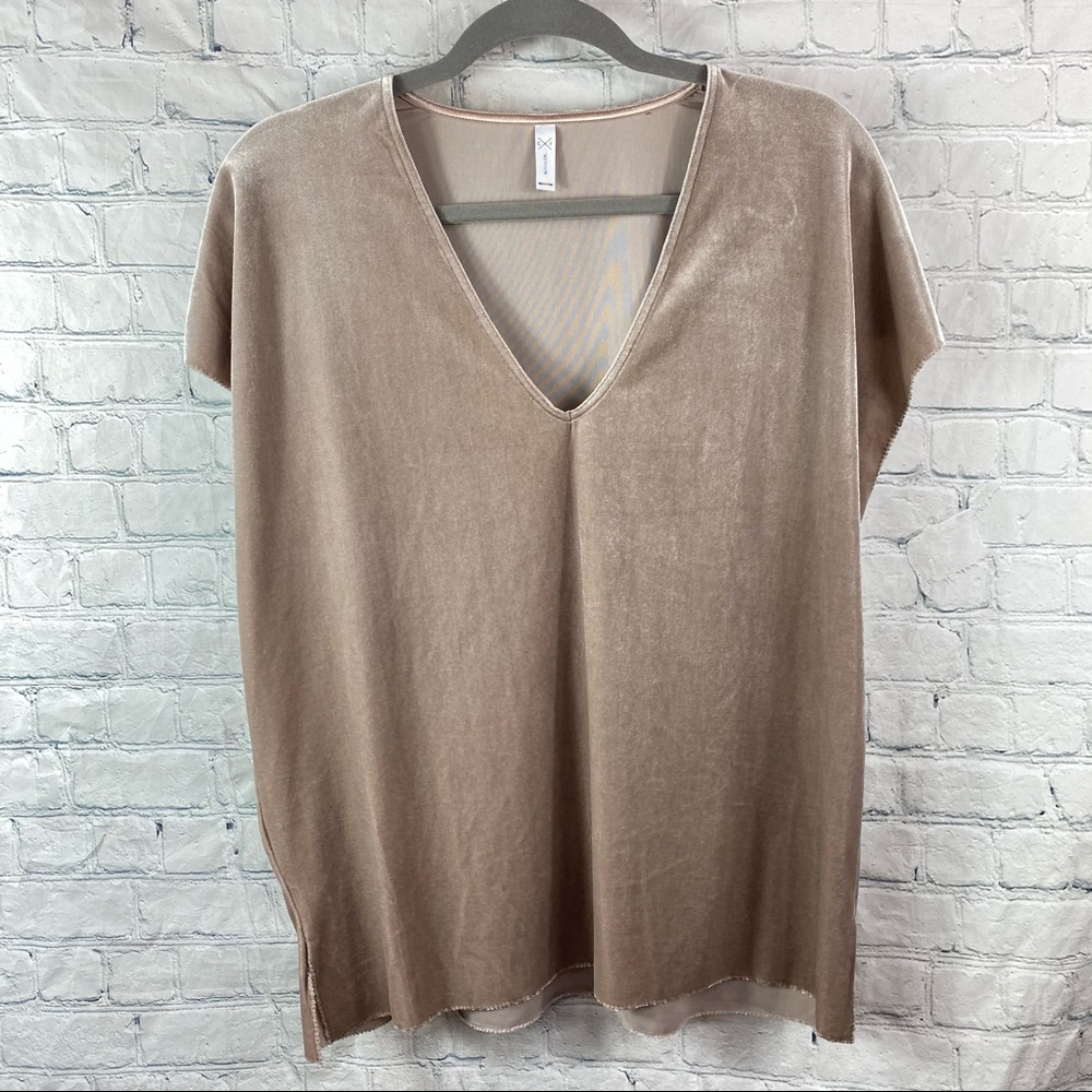 Gentle Fawn Velvet Taupe V-Neck Short/Cap Sleeve Top
